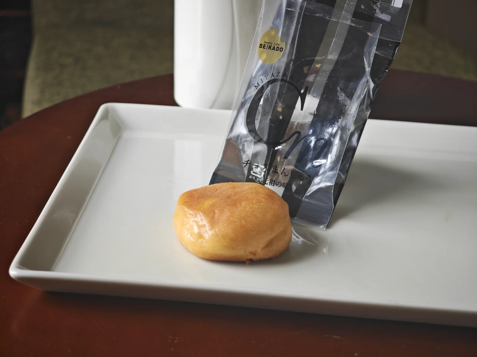Open SEIKADO Cheese Manju package
