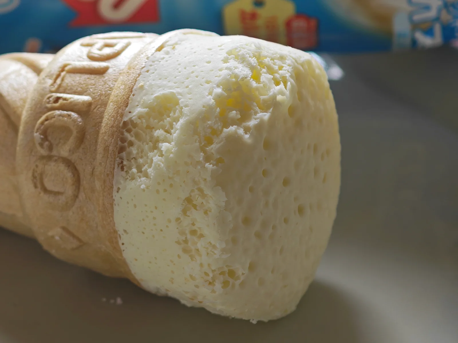 Milk Caplico top showing airy chocolate foam