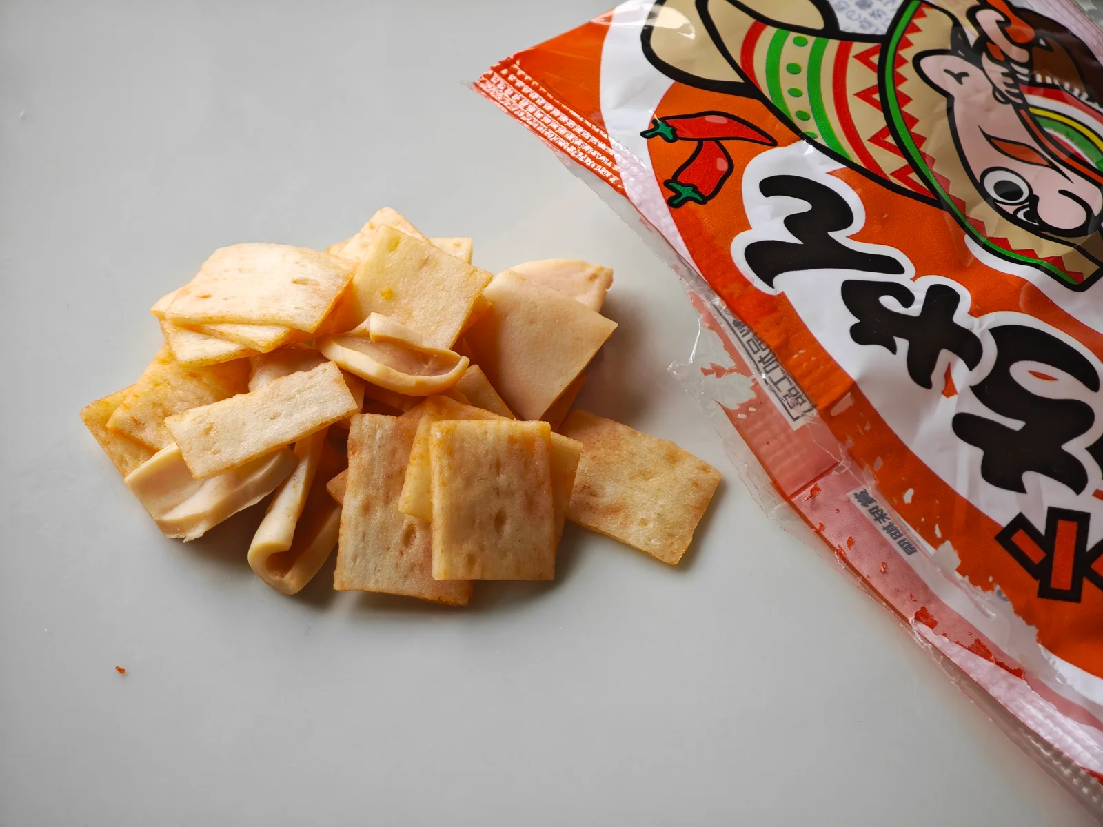 Chili-tomato Cut Yocchan product pack