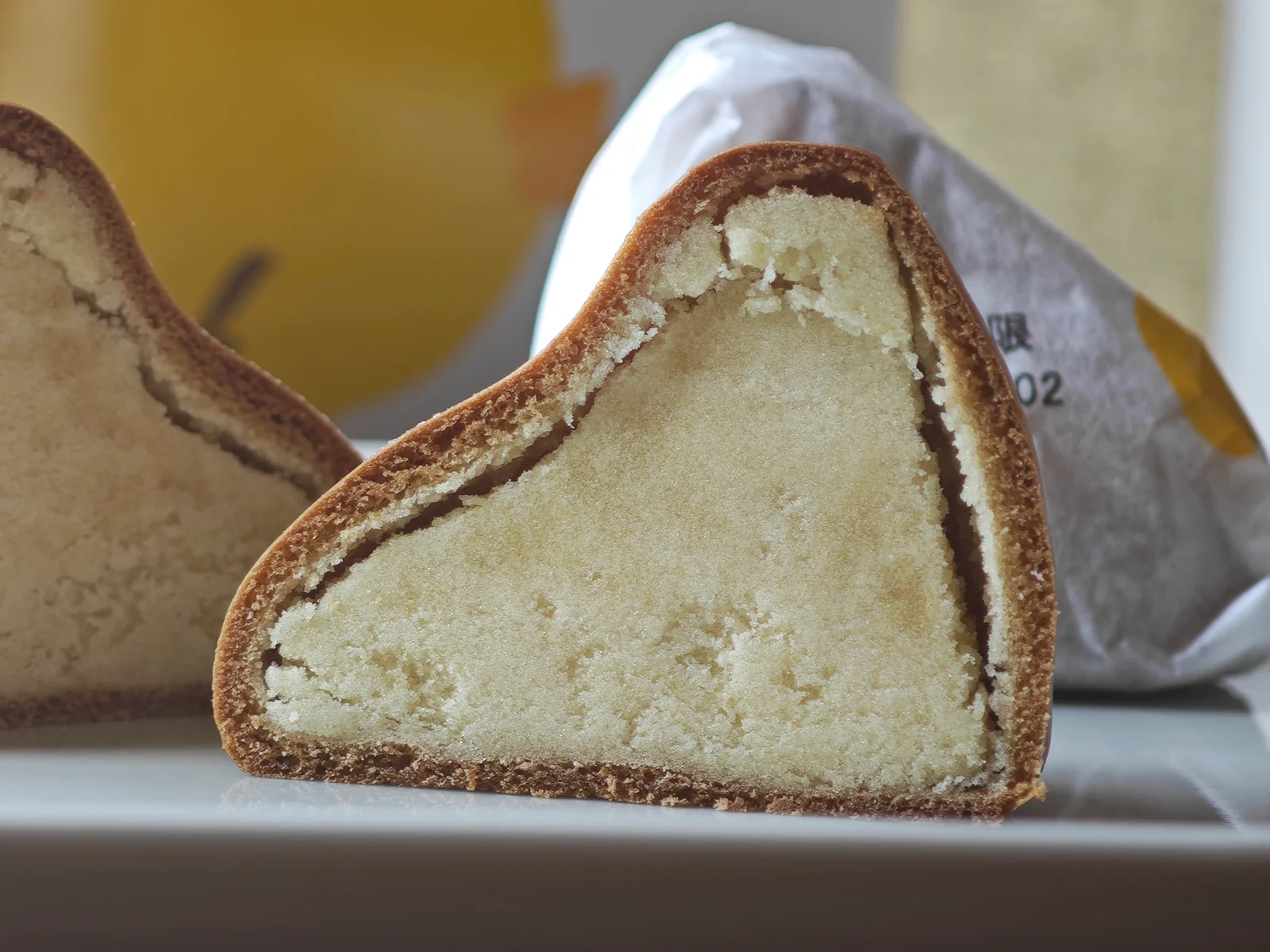 Cross-section of Hiyoko showing the baked skin and smooth kimi-an filling